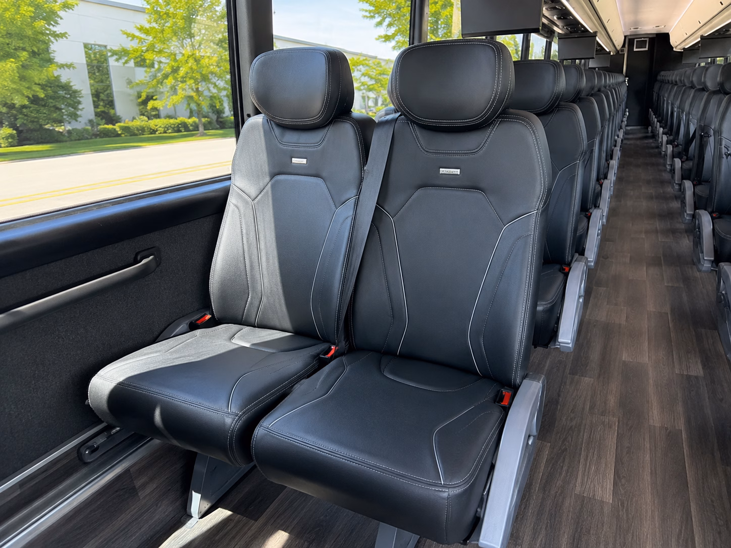 bus rentals for haw river wine trail day trips from raleigh