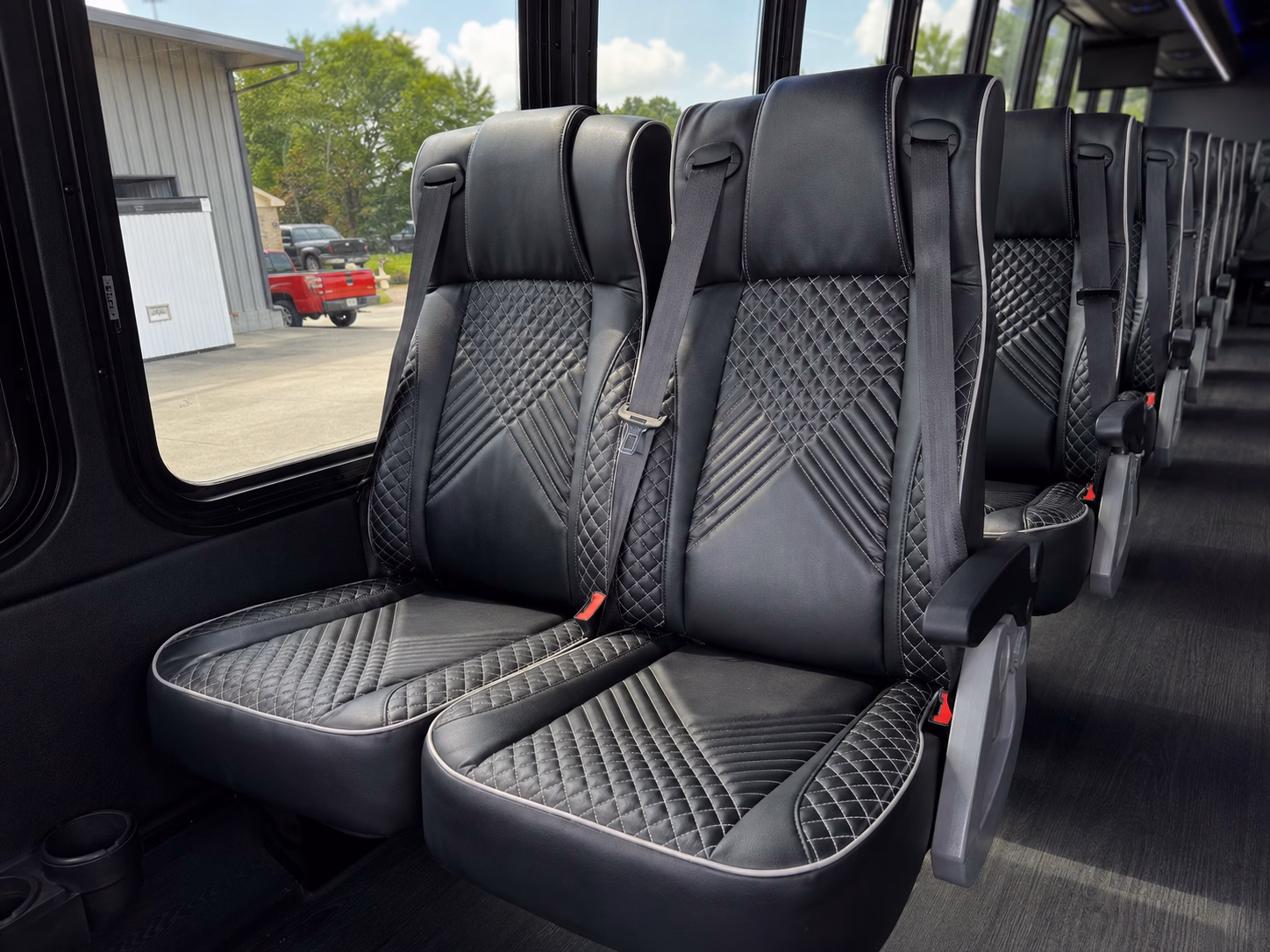 charter buses to carolina hurricanes games at pnc arena