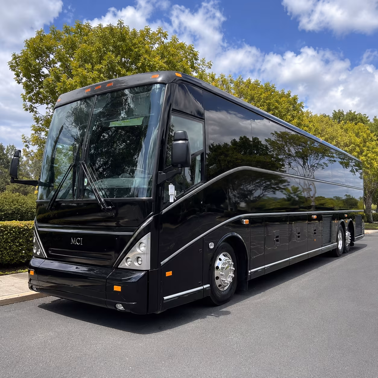 employee shuttle buses for research triangle park commuters