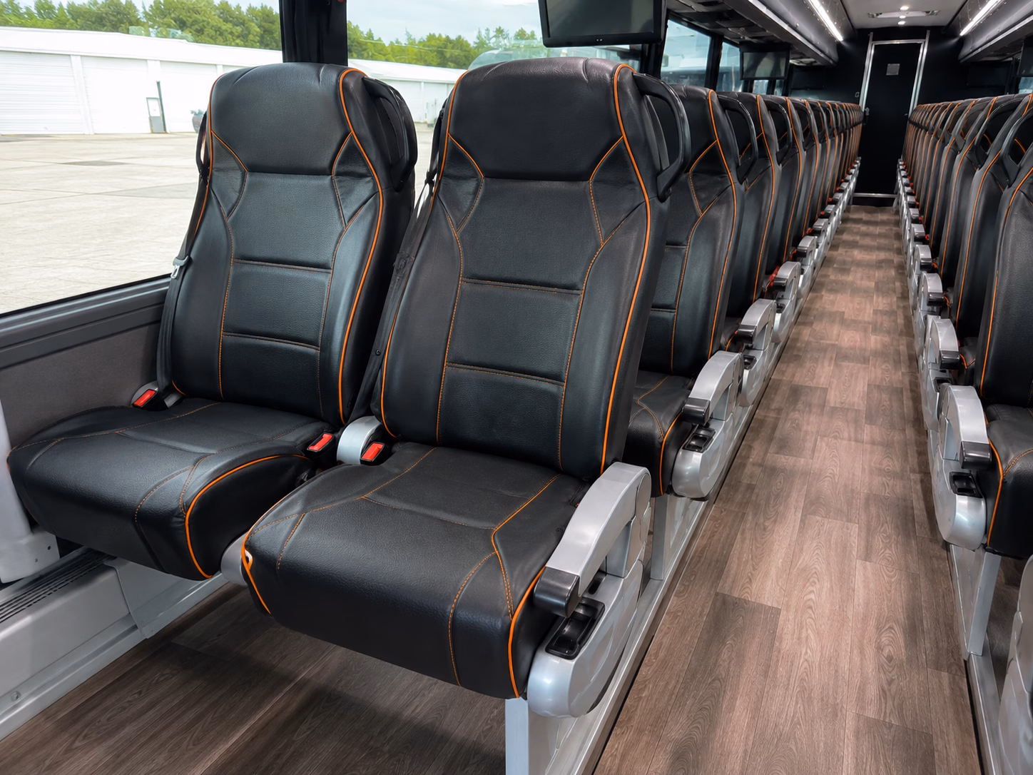 long distance buses from raleigh to kenan memorial stadium in chapel hill